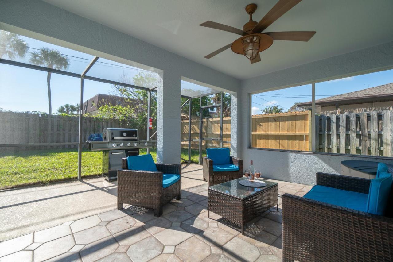 Serene Seaside Retreat - Dog Friendly - 2Br Townhouse With Shared Heated Pool Steps To Paradise Beach! Melbourne Extérieur photo