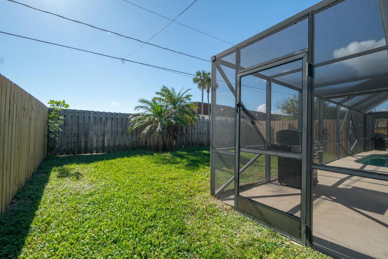Serene Seaside Retreat - Dog Friendly - 2Br Townhouse With Shared Heated Pool Steps To Paradise Beach! Melbourne Extérieur photo