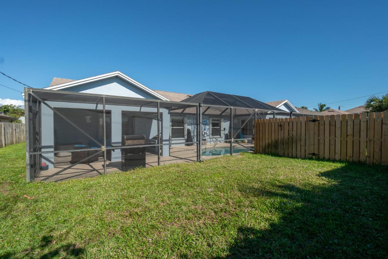 Serene Seaside Retreat - Dog Friendly - 2Br Townhouse With Shared Heated Pool Steps To Paradise Beach! Melbourne Extérieur photo