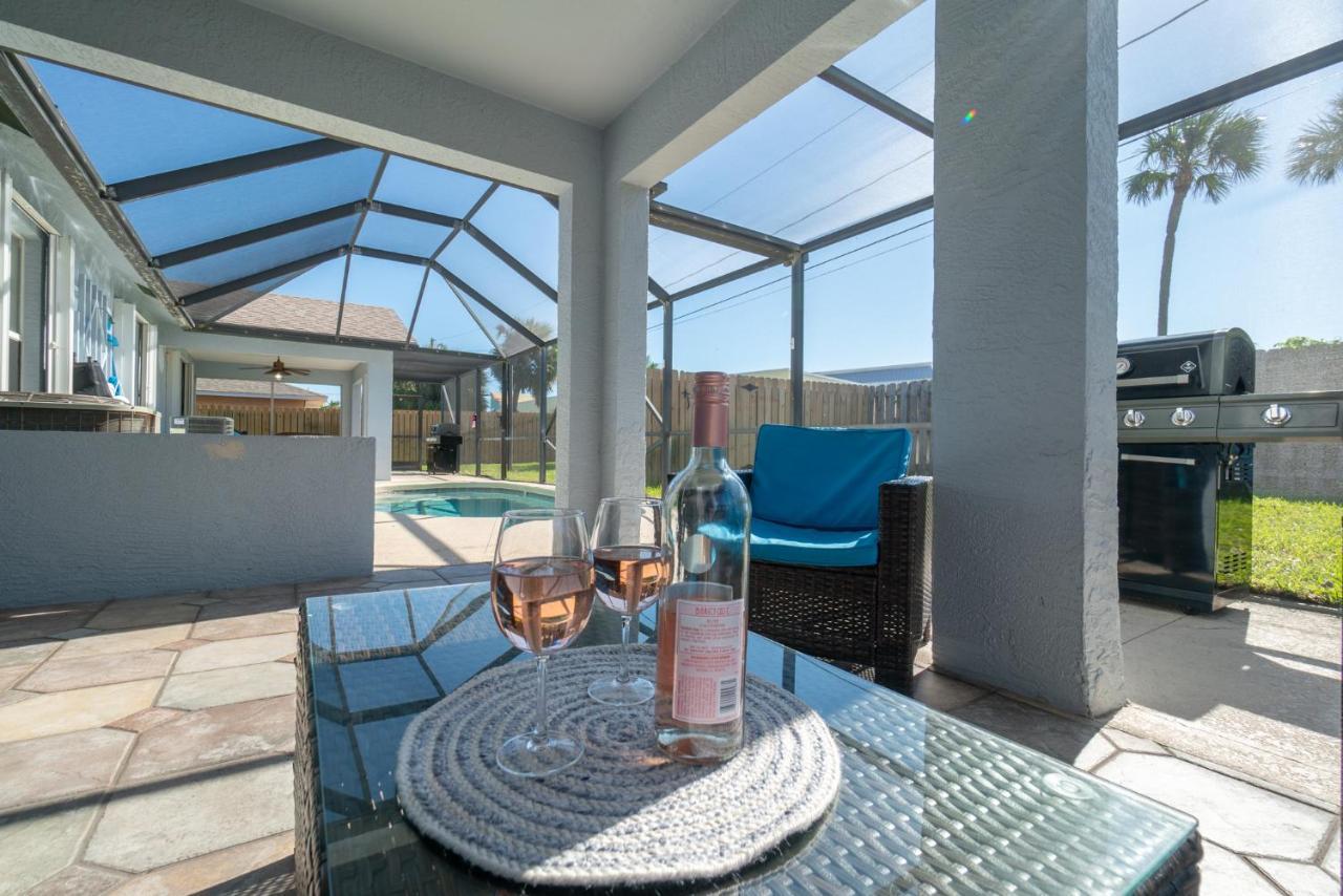 Serene Seaside Retreat - Dog Friendly - 2Br Townhouse With Shared Heated Pool Steps To Paradise Beach! Melbourne Extérieur photo