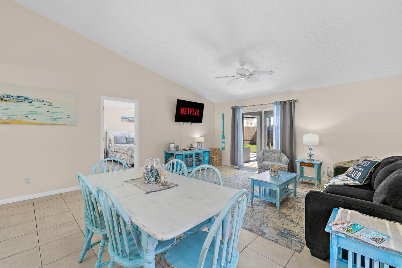 Serene Seaside Retreat - Dog Friendly - 2Br Townhouse With Shared Heated Pool Steps To Paradise Beach! Melbourne Extérieur photo